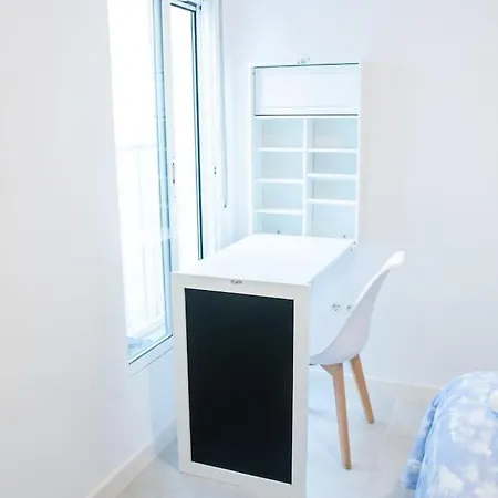 Apartamento Completo A 5 Minutos Estacion Tren. *